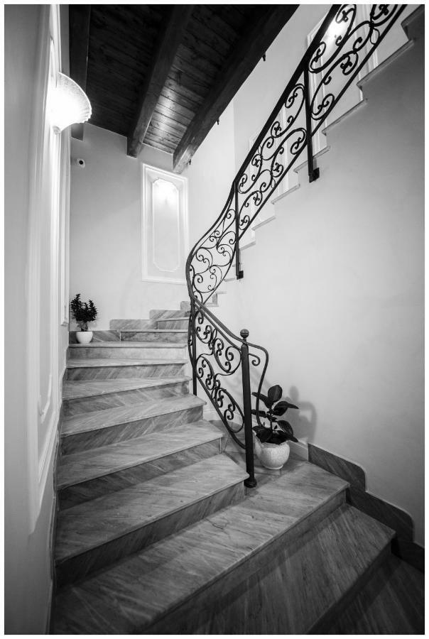 Boutique - Lodge & Suites Crotone Luaran gambar